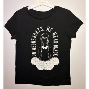 Wednesday Addams - Netflix T-Shirt On Wednesdays We Wear Black Addams Y 8 (M)